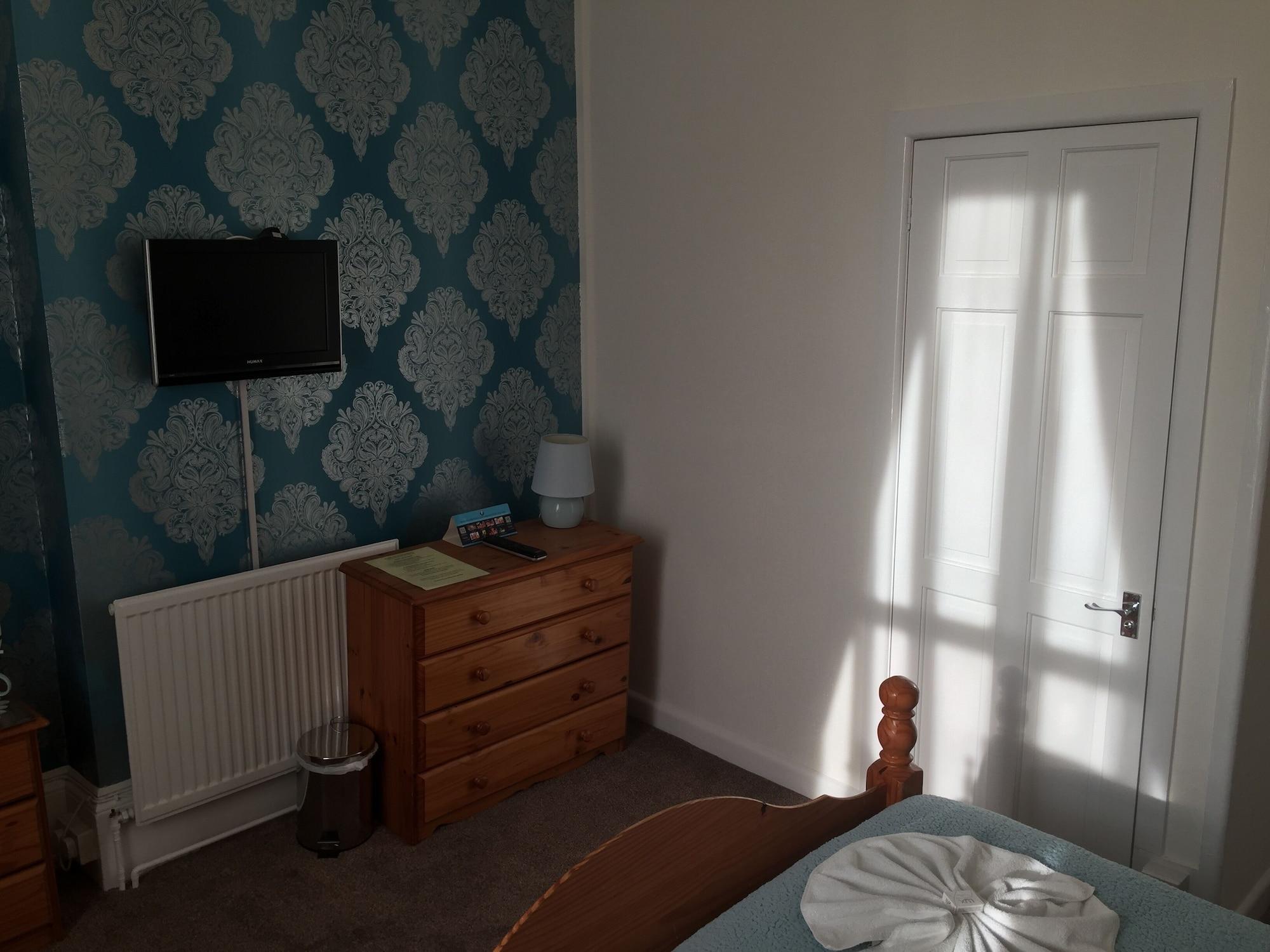 Bed and breakfast Atlantis 4*