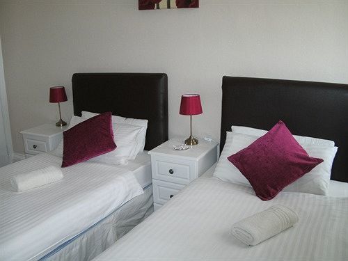 Couette-café Atlantis 4*
